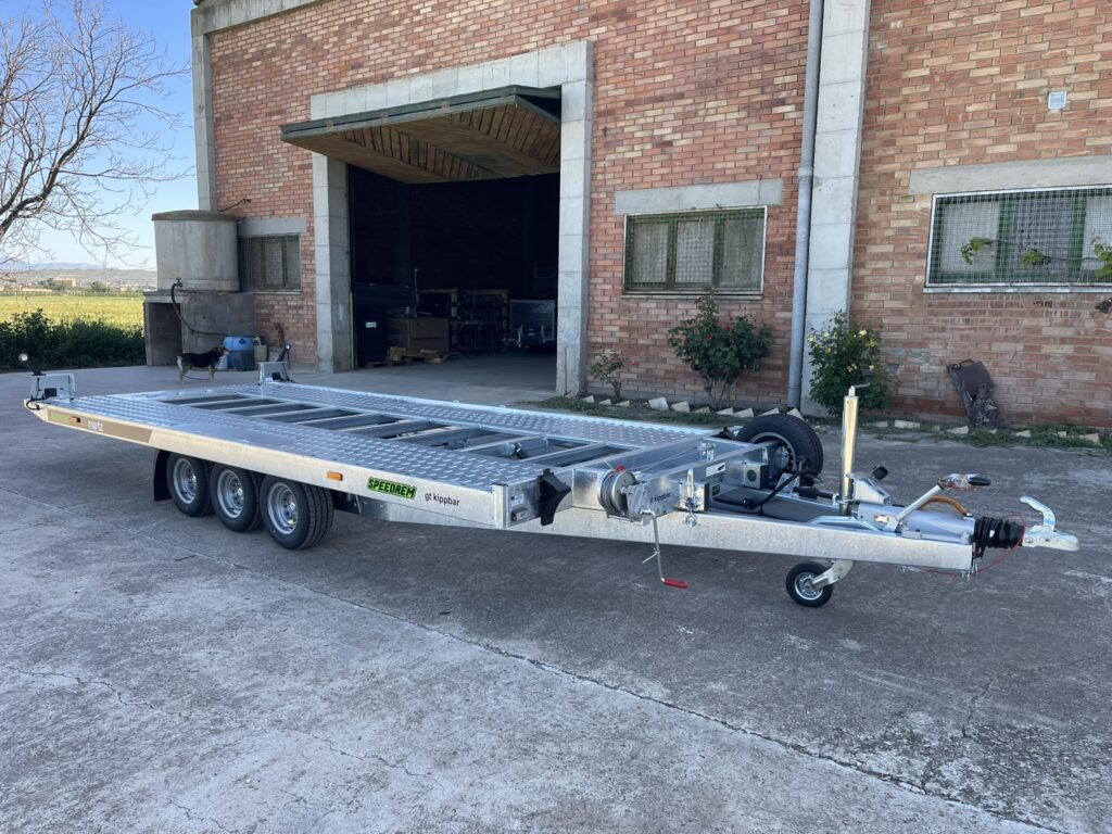 Remolque Plataforma Portavehiculos 3 ejes 468 x 209 - Imagen 8